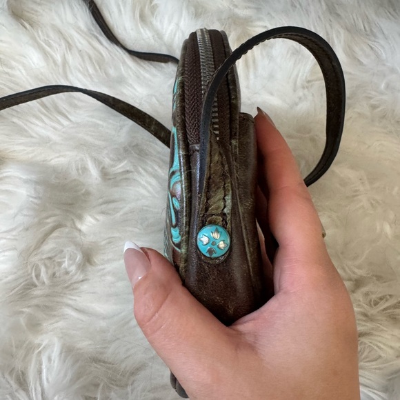 Patricia Nash Turquoise Embossed Round Crossbody Bag - Picture 4 of 6